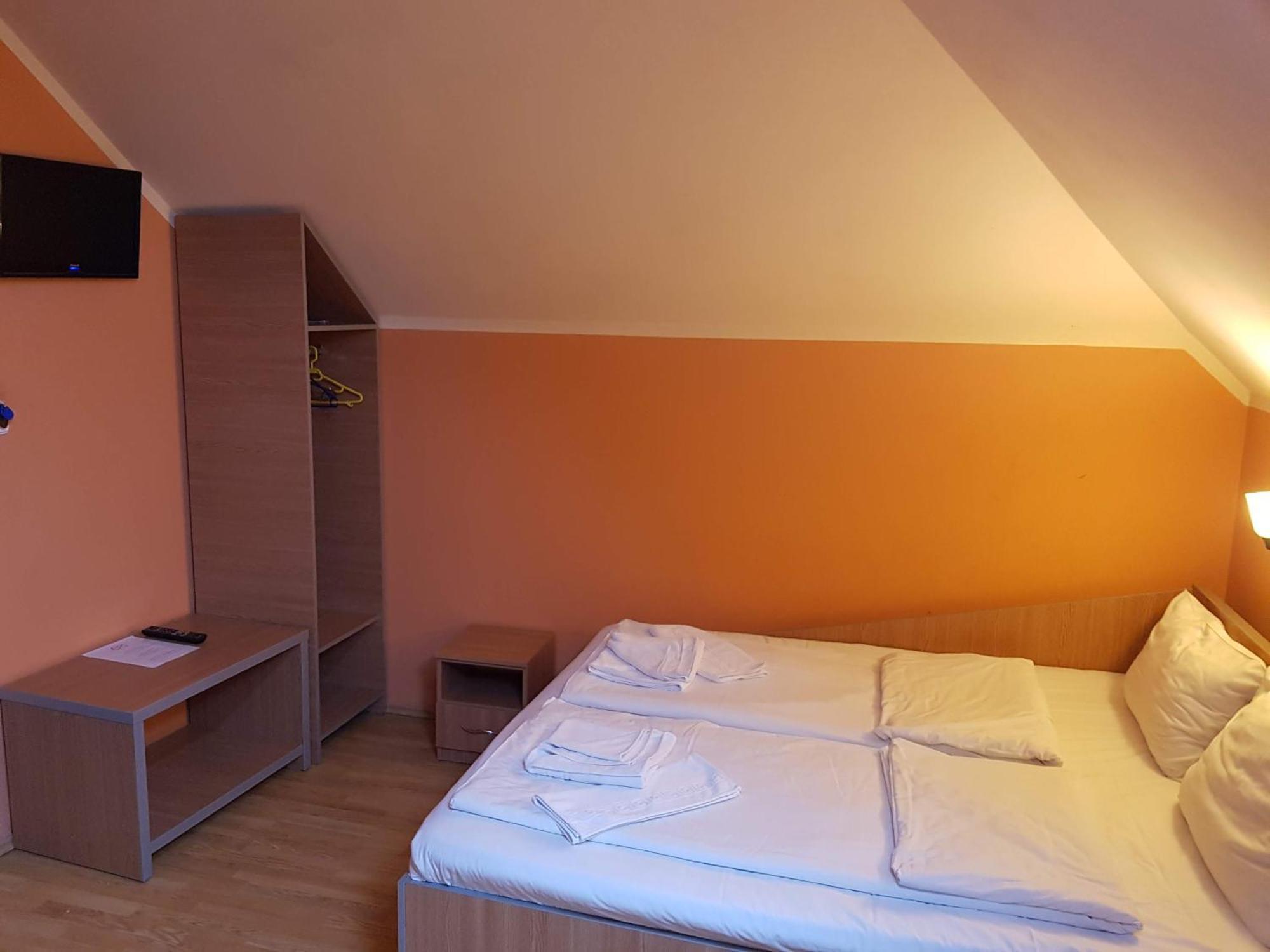 Motel Al Capone Satu Mare Eksteriør bilde