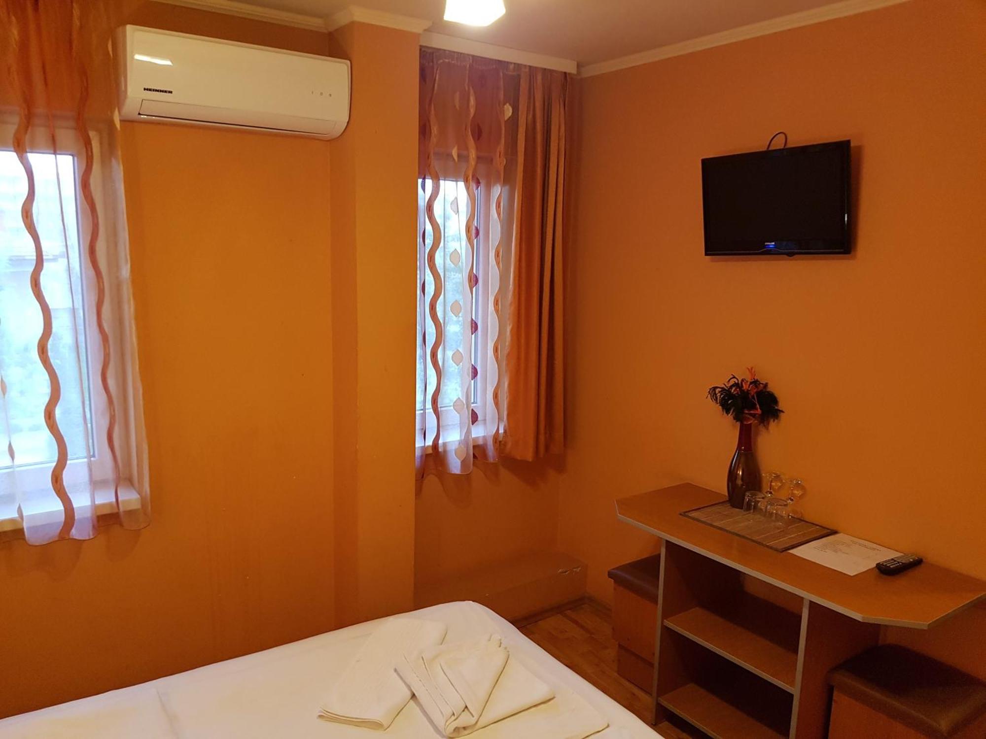 Motel Al Capone Satu Mare Eksteriør bilde
