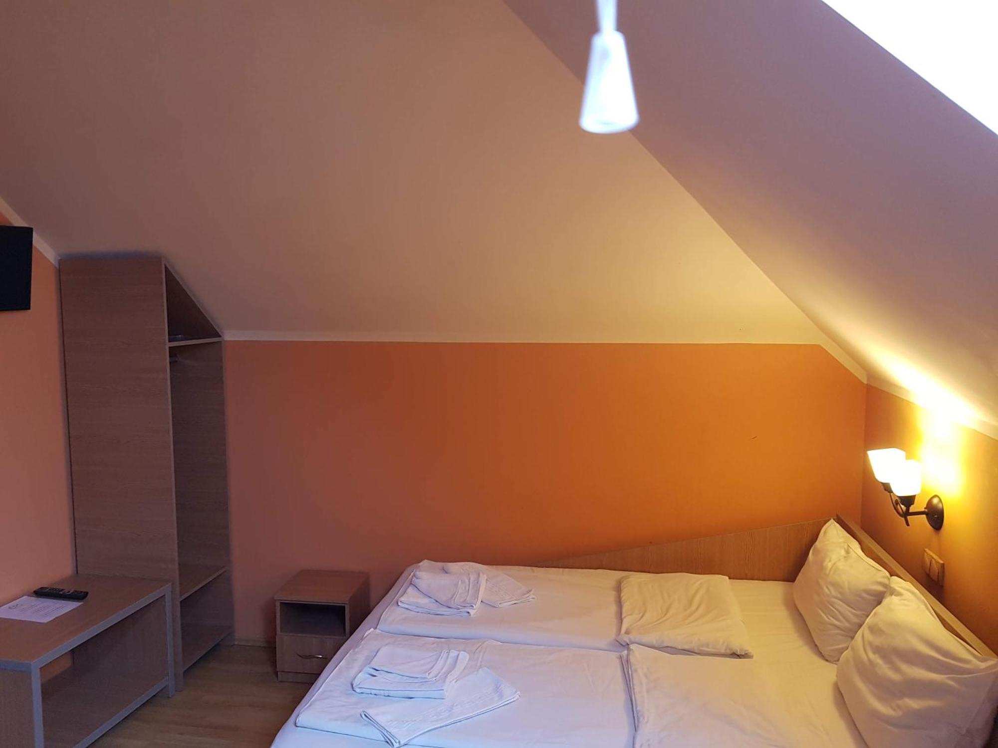 Motel Al Capone Satu Mare Eksteriør bilde