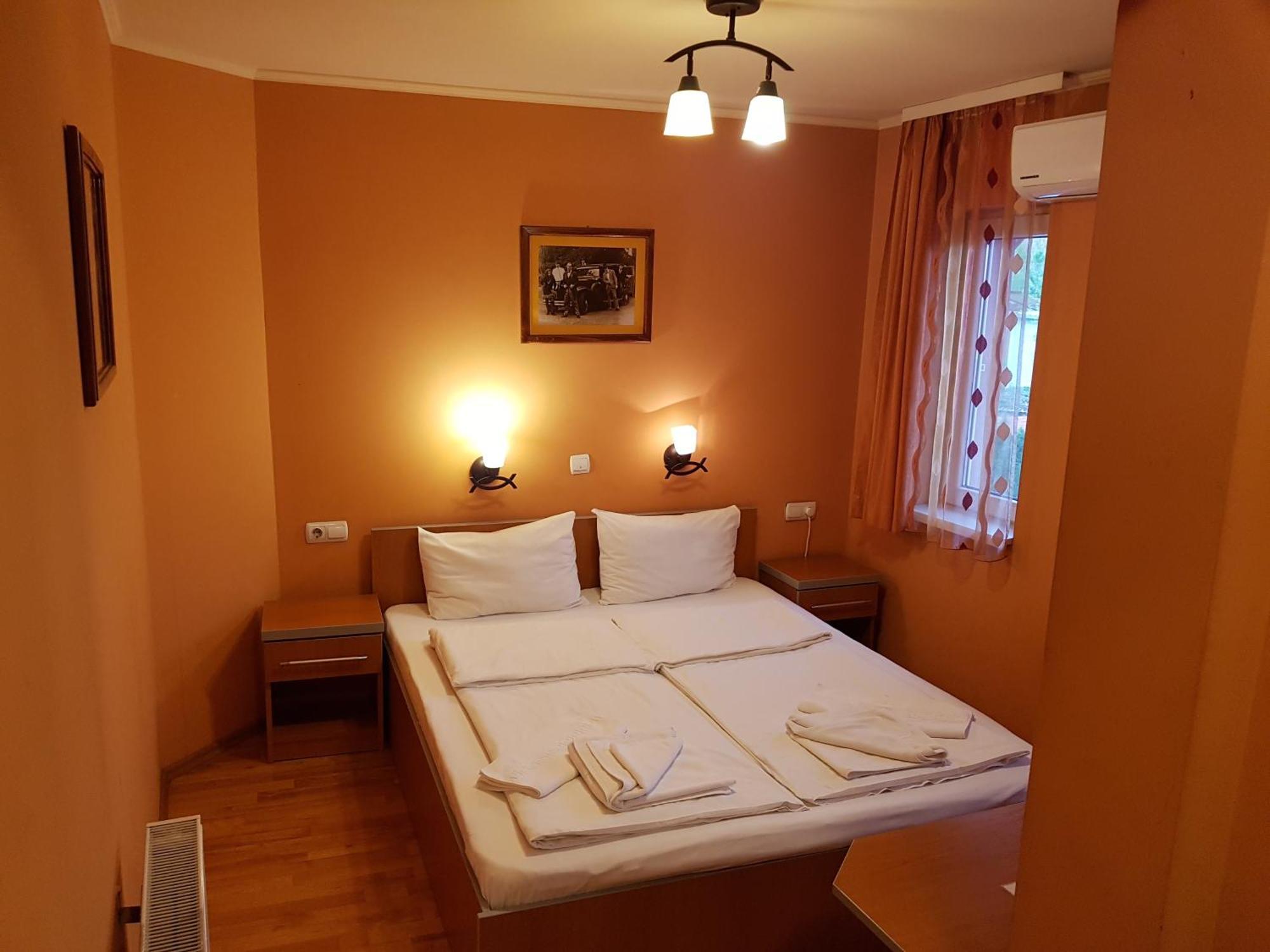 Motel Al Capone Satu Mare Eksteriør bilde