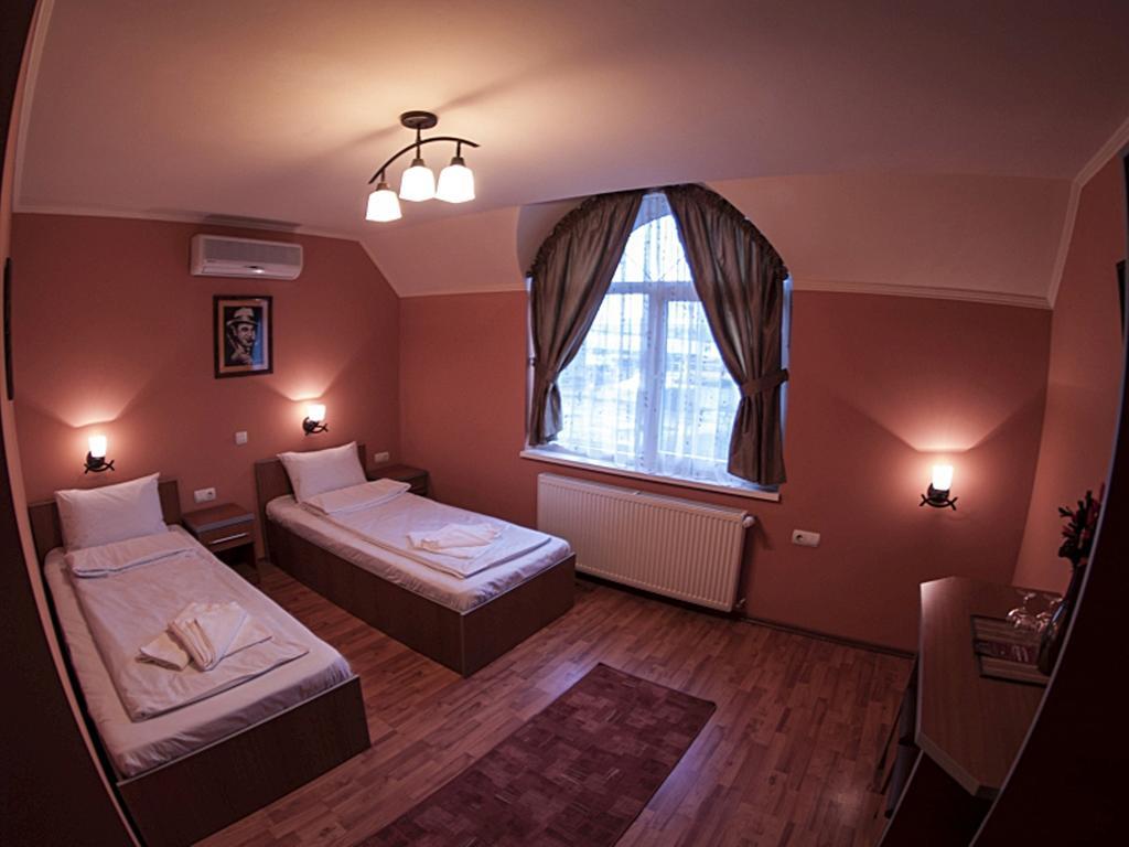 Motel Al Capone Satu Mare Eksteriør bilde